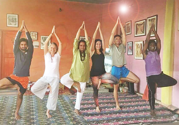 best yoga teacher training in dharamsala, best yoga school in dharamsala, yoga center in bhagsu